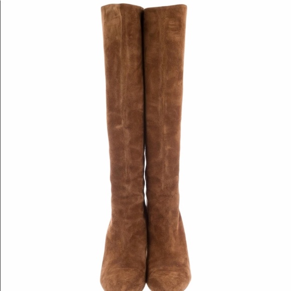 Gucci suede mid-calf Boots they have little stein on front - Picture 3 of 10